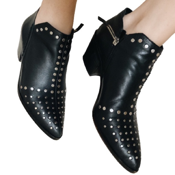1 state black booties